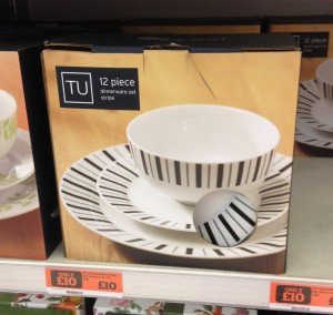 £10 dinner set at Sainsburys