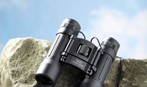 W3714COMPACTBINOCULARS01_LIFE_103783