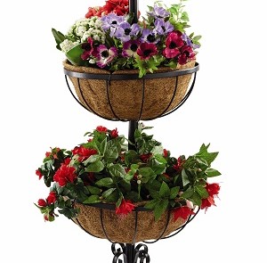 DECORATIVE FLOWER PLANTER 2